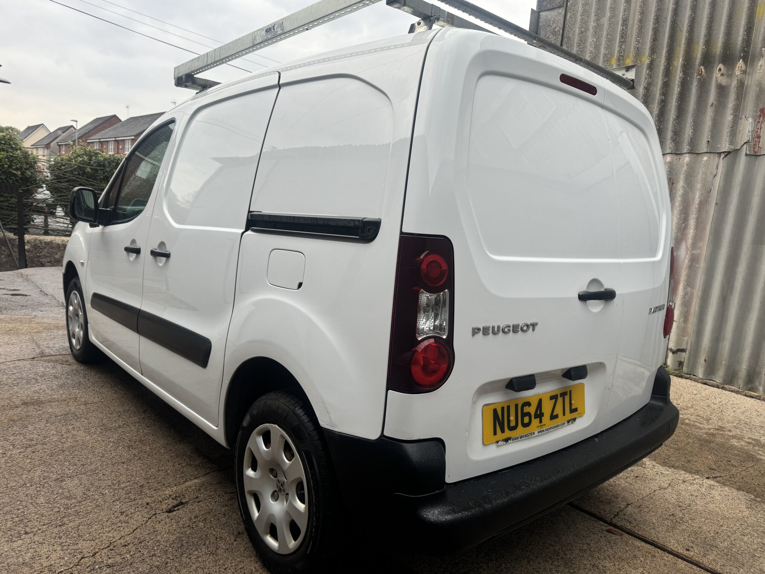 
								Peugeot Partner 1.6HDi 850 S full									