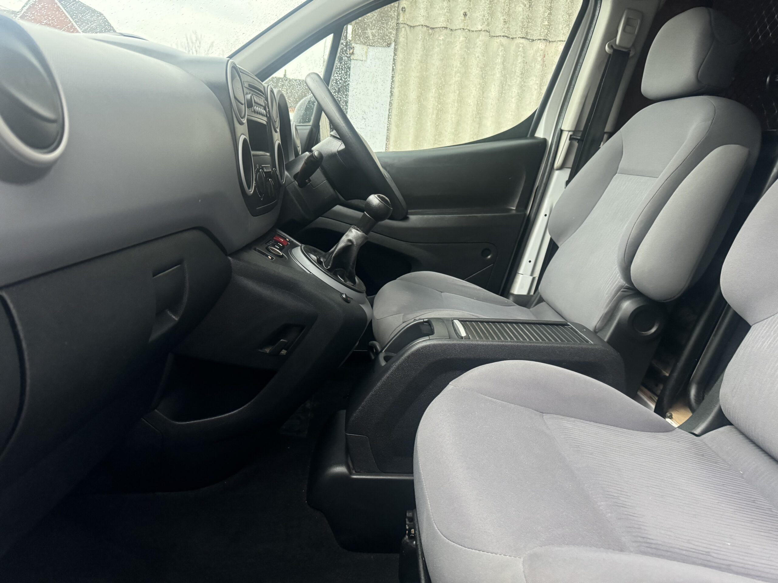 
								Peugeot Partner 1.6HDi 850 S full									