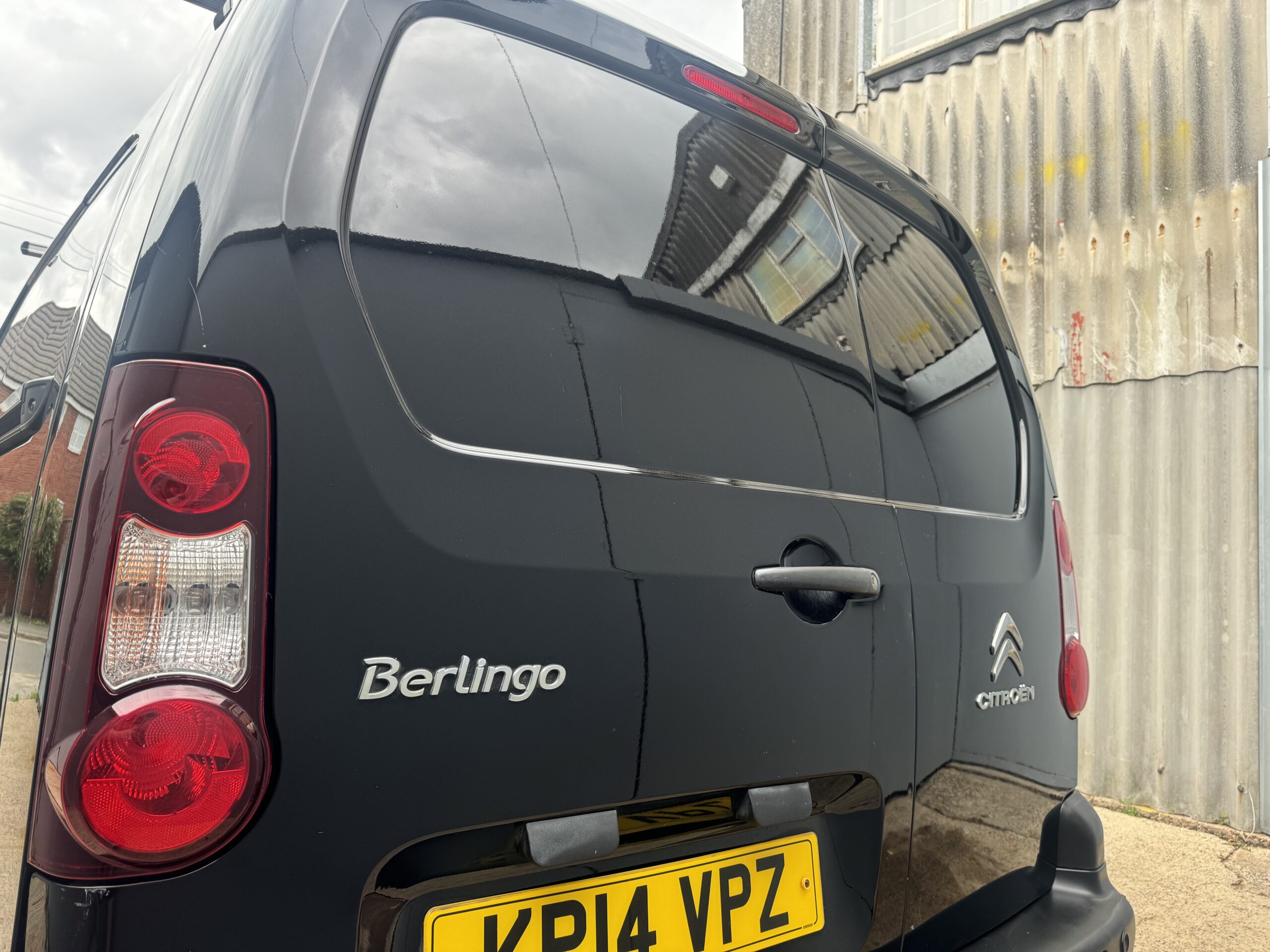 
								Citroen Berlingo LWB 1.6HDi 2014/14 full									